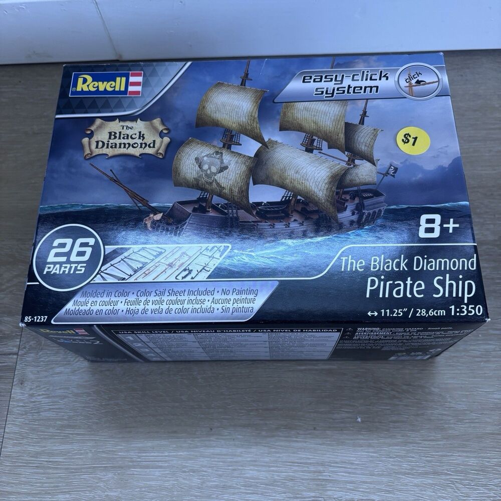 REVELL 85-1237 THE BLACK DIAMOND PIRATE SHIP EASY CLICK MODEL KIT-NIB-1:350 SCAL